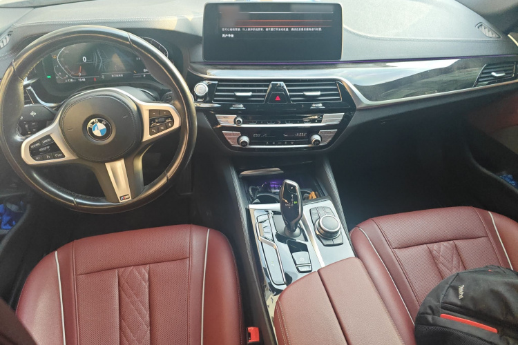 宝马5系 2022款 改款 525Li M运动套装中控内饰12