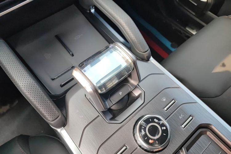 捷途山海 捷途旅行者C-DM 2024款 C-DM 208KM 山野版局部细节18