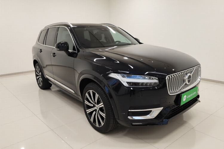 沃尔沃XC90 2022款 B6 智逸豪华版 7座车身外观3
