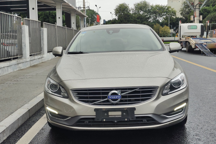 沃尔沃S60 2014款 S60L T5 智驭版车身外观6006