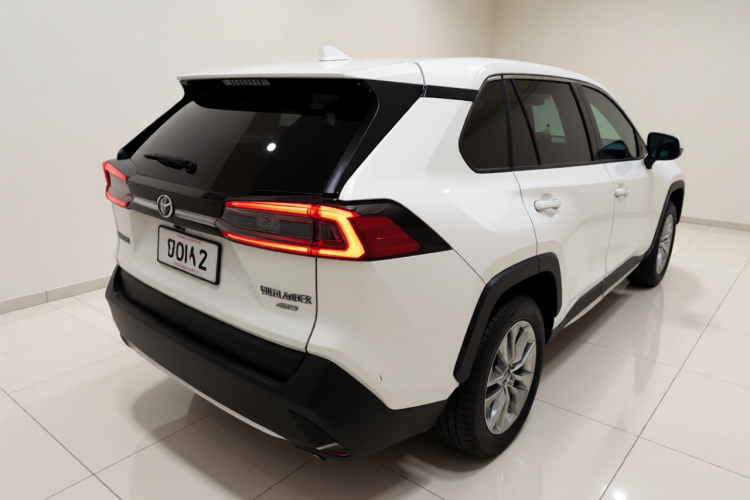 丰田 威兰达 2020款 2.0L CVT四驱豪华版车身外观7