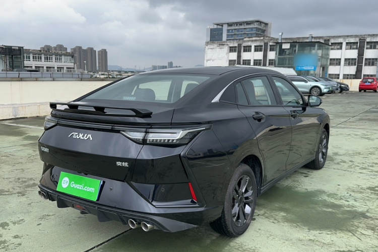 东风风神 奕炫 2023款 马赫版 1.5L 自动追影版车身外观6001