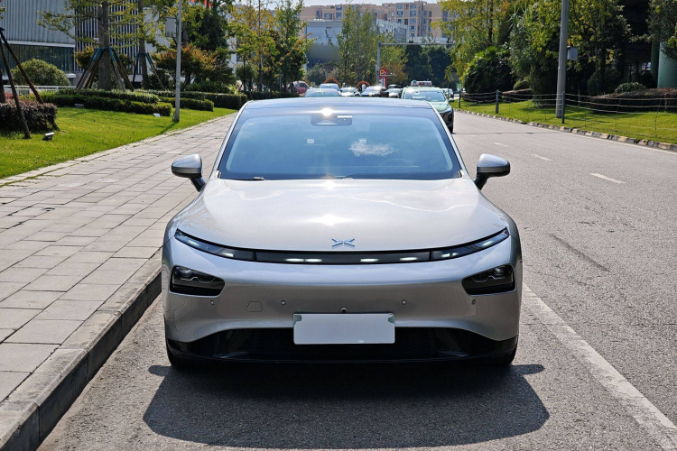 小鹏P7 2020款 670N车身外观6001