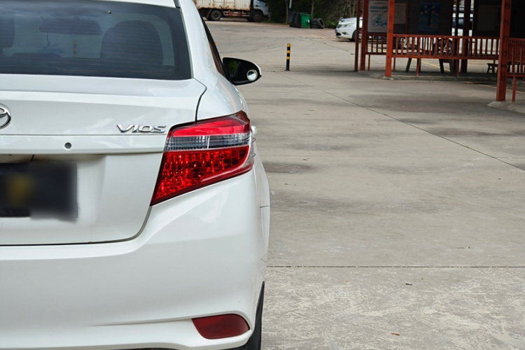 丰田 威驰 2016款 1.5L 自动智臻星耀版车身外观6007