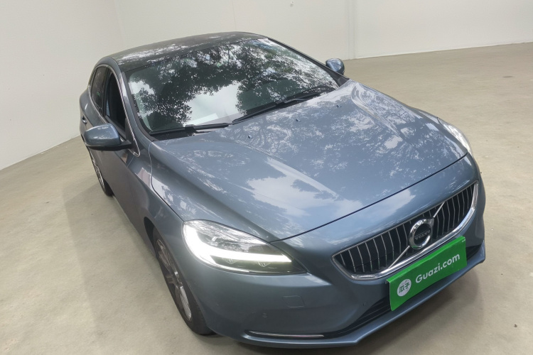 沃尔沃V40 2017款 T3 智雅版车身外观3