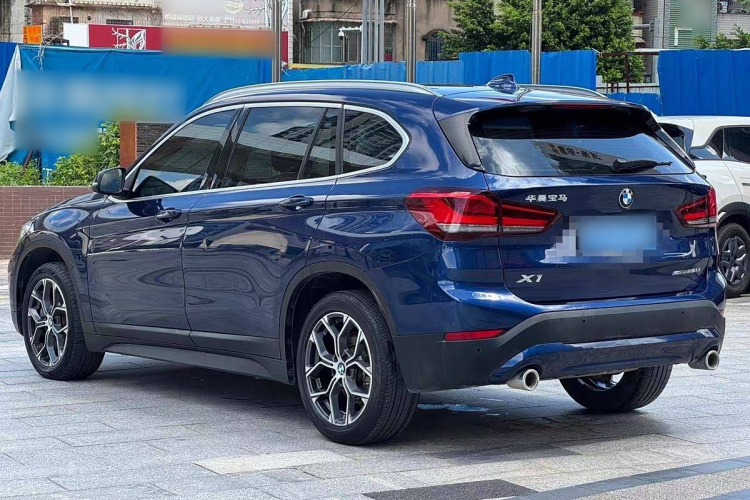 宝马X1 2020款 sDrive20Li 时尚型车身外观6003