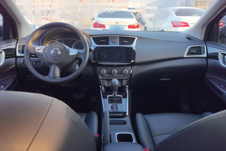 日产 轩逸 2022款 经典 1.6XL CVT豪华版中控内饰12