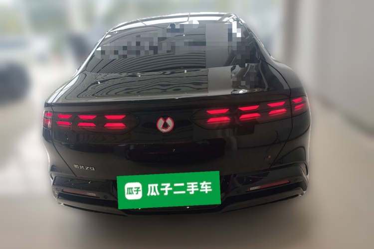 腾势Z9 2024款 1100km 四驱Ultra版车身外观6