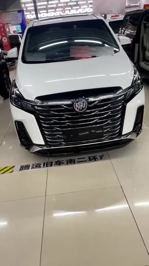 别克GL8 2023款 陆上公务舱 尊贵型讲解2