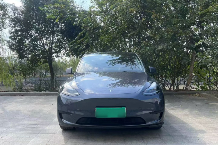 特斯拉 Model Y 2022款 后轮驱动版车身外观6001