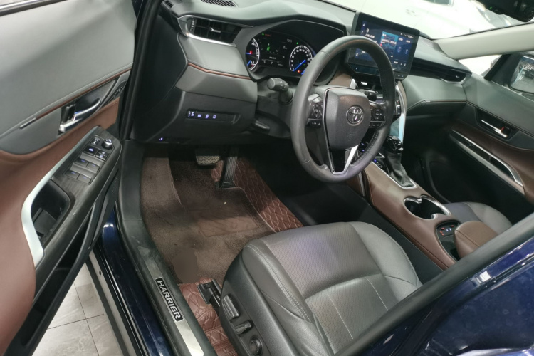 丰田 凌放HARRIER 2022款 双擎 2.5L CVT四驱尊享版中控内饰20