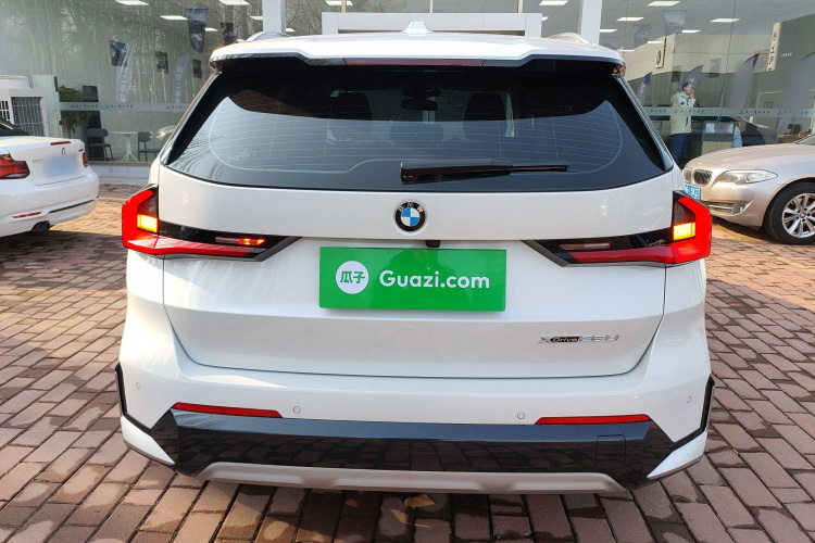 宝马X1 2023款 xDrive25Li X设计套装车身外观6