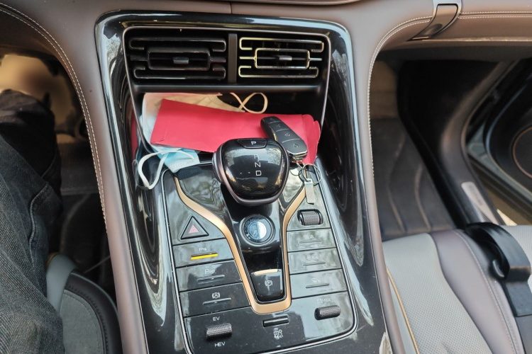 比亚迪 护卫舰07 2023款 DM-i 100KM 尊贵型局部细节18