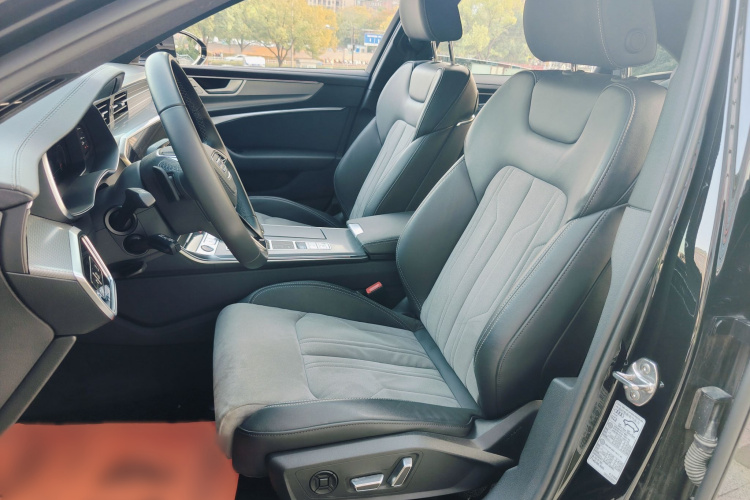 奥迪A6L 2024款 45 TFSI 臻选动感型局部细节19