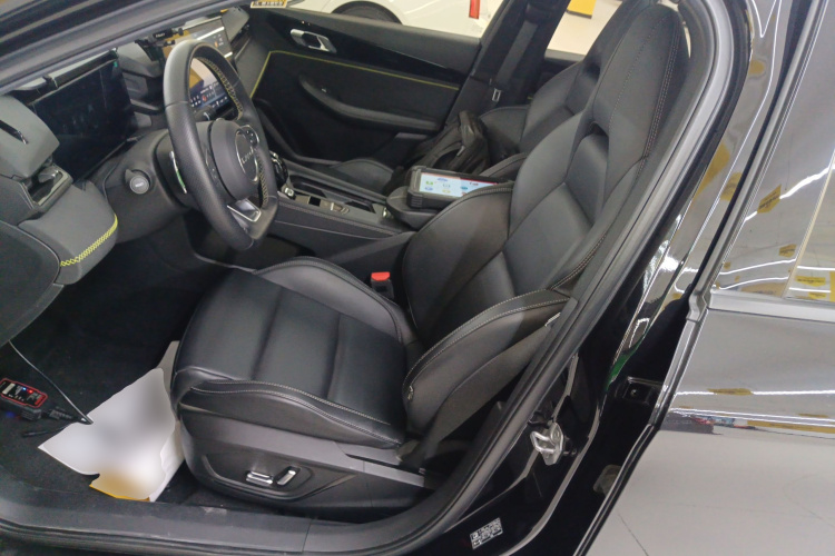 领克03 2023款 2.0TD DCT劲Plus局部细节19