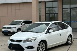 福特 福克斯 2013款 两厢经典 1.8L 手动百万纪念版