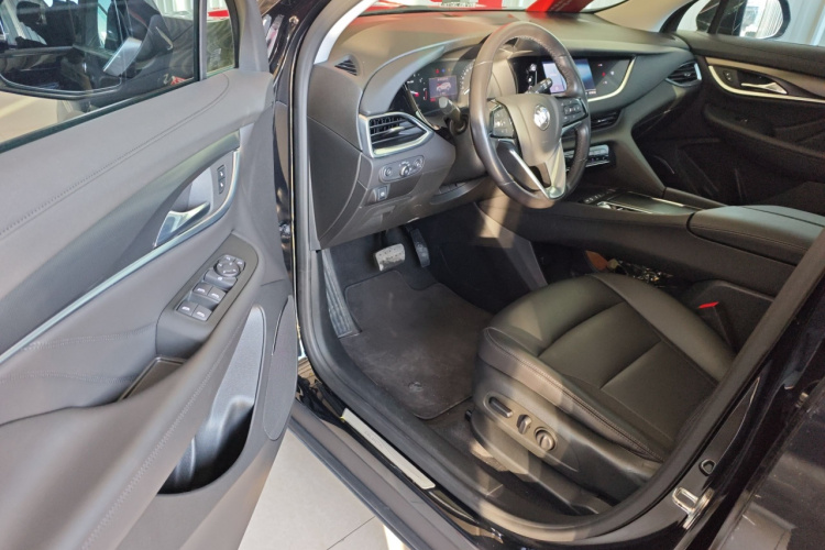 别克 昂科旗 2020款 28T 两驱豪华型中控内饰20