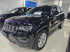 Jeep 大切诺基(进口) 2017款 3.0L 舒享导航版