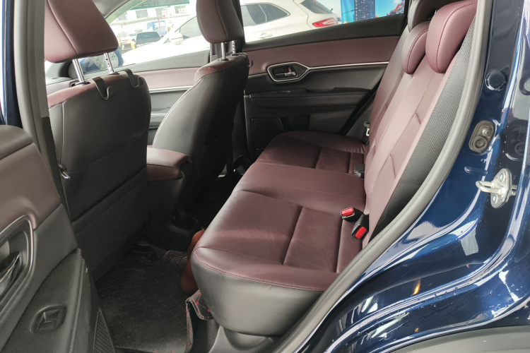 思铭 东风本田M-NV 2021款 尚骋版中控内饰7004