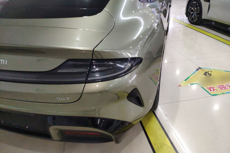 小米汽车 小米SU7 2024款 后驱长续航智驾版车身外观6006