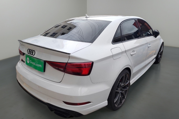 奥迪RS 3 2017款 RS 3 2.5T Limousine车身外观7