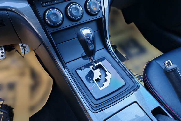 马自达 睿翼 2012款 轿跑 2.0L 自动精英版局部细节18