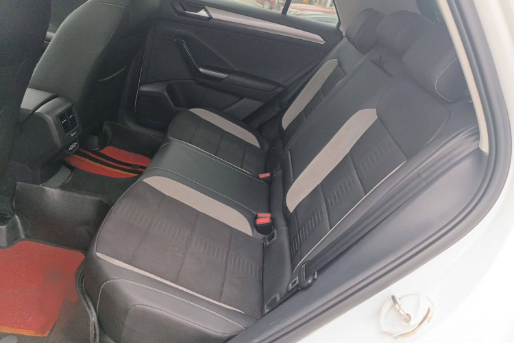 大众 T-ROC探歌 2018款 280TSI DSG两驱进取型 国V中控内饰7003
