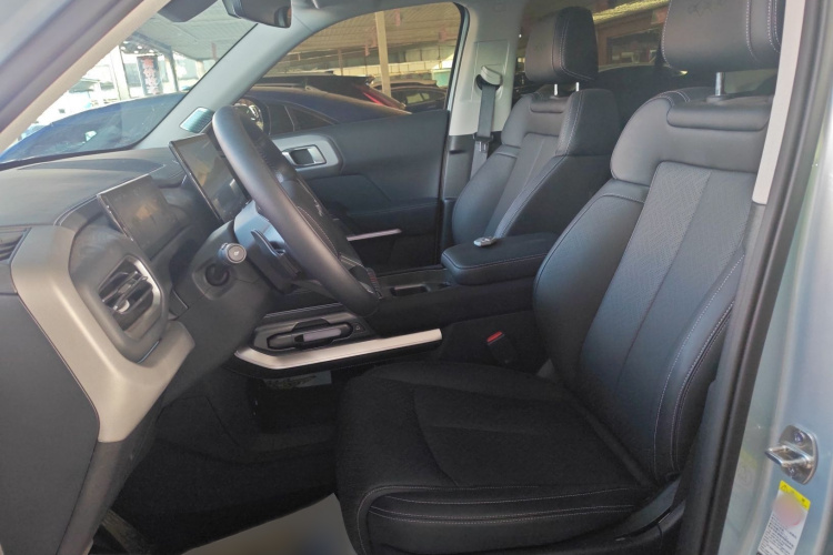 方程豹 钛3 2025款 501KM 四驱智驾Ultra版局部细节19