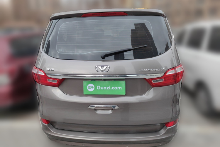 华颂7 2017款 2.0T 自动精英型车身外观6