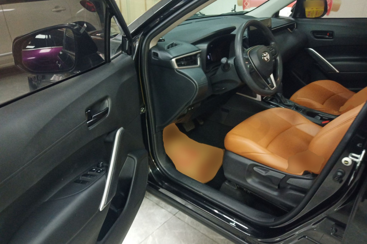 丰田 锋兰达 2023款 2.0L CVT领先版中控内饰20