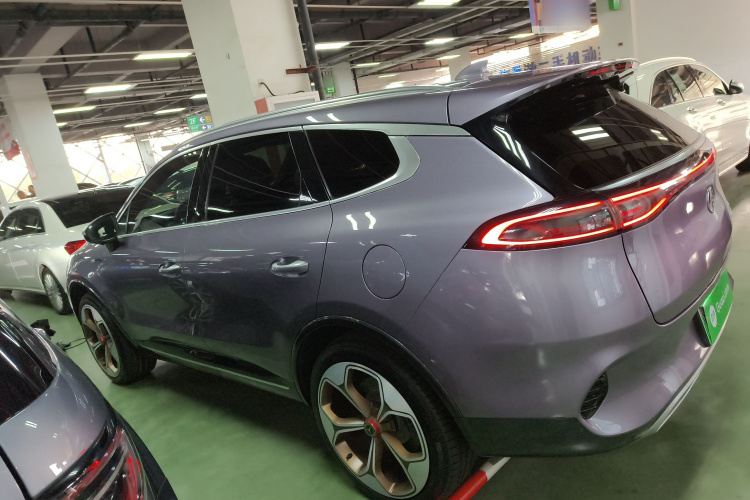 腾势X 2020款 PHEV旗舰版车身外观4