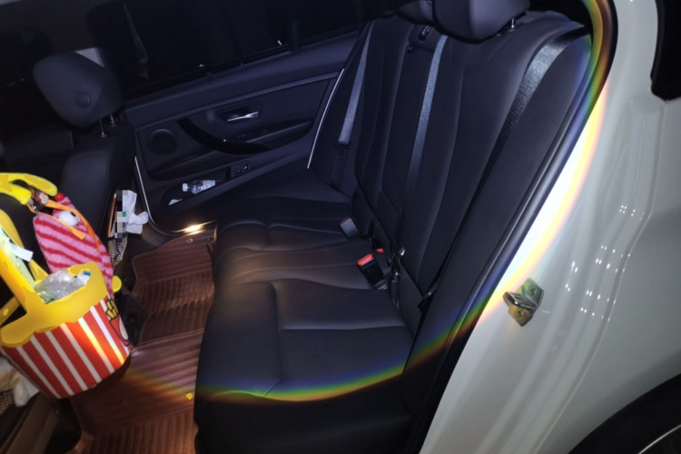 宝马3系 2017款 320Li M运动型中控内饰21