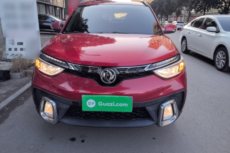 东风风神AX4 2017款 1.6L 手动潮尚型车身外观2