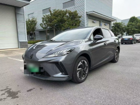 名爵 MG4 EV 2023款 415km 出海冠军版