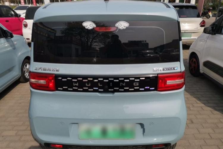 五菱汽车 宏光MINIEV 2020款 自在款 磷酸铁锂车身外观6004