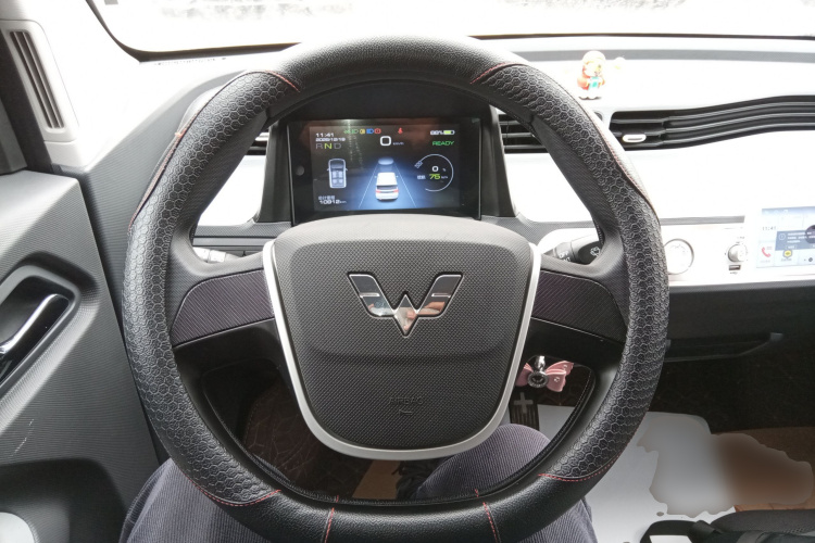 五菱汽车 宏光MINIEV 2022款 马卡龙时尚款 三元锂中控内饰13