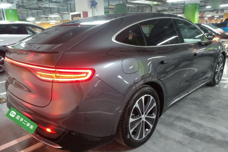 鸿蒙智行 智界R7 2025款 增程 251km Max车身外观7