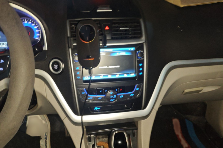 吉利汽车 帝豪 2015款 三厢 1.5L CVT向上版局部细节16