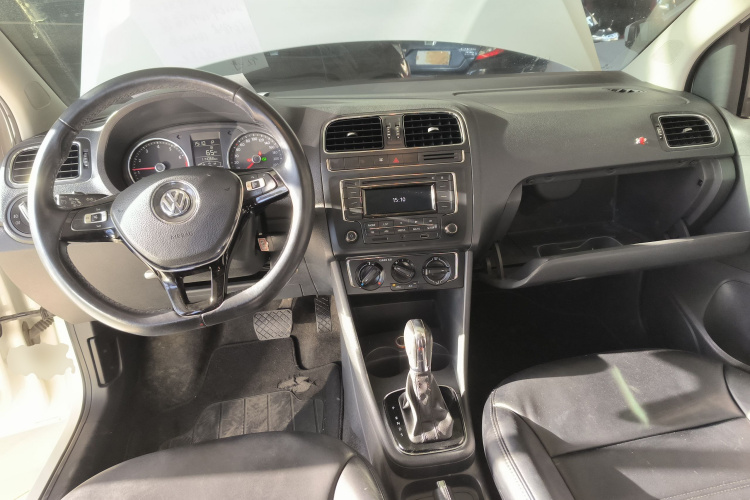 大众 Polo 2016款 1.6L 自动舒适型中控内饰7002