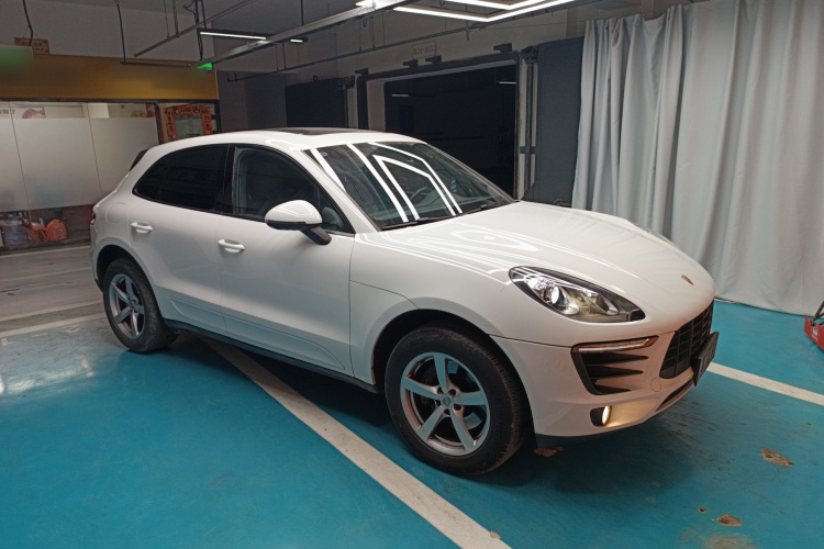保时捷 2016款 Macan 2.0T车身外观3
