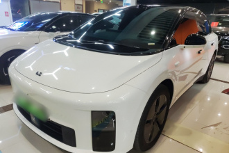 理想汽车 理想i6 2025款 两驱标准型