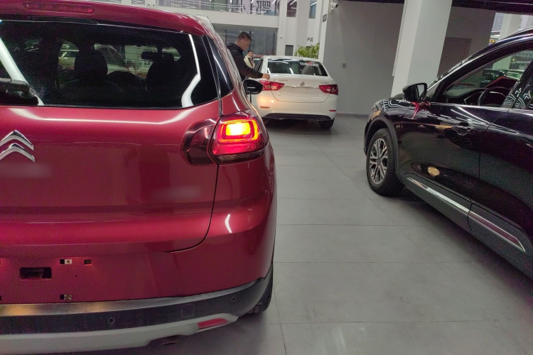 雪铁龙C3-XR 2015款 1.6L 自动先锋型车身外观9