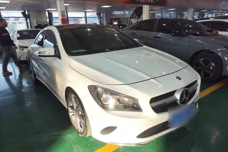 奔驰CLA 2019款 CLA 200 动感型车身外观6002