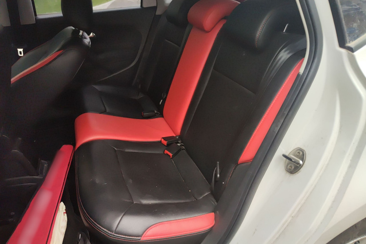 大众 Polo 2014款 1.4L 自动舒适版中控内饰21