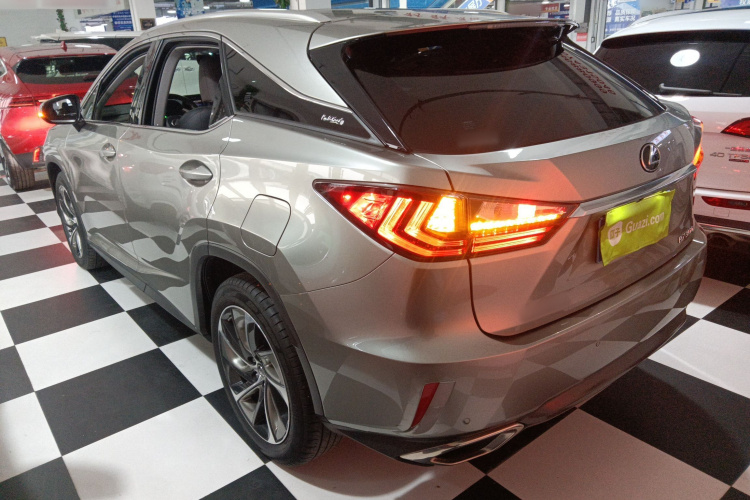 雷克萨斯RX 2016款 300 四驱典雅版 国V车身外观4