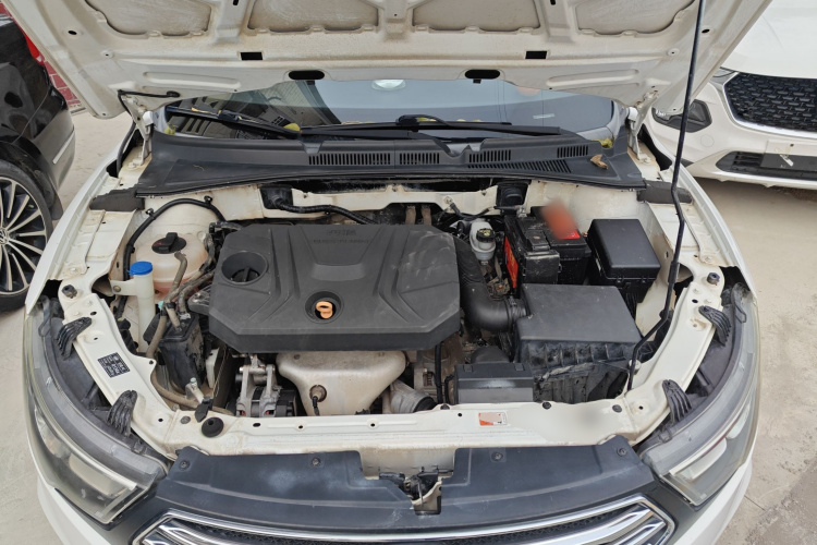 奔腾B30 2017款 1.6L 自动豪华型机舱底盘24