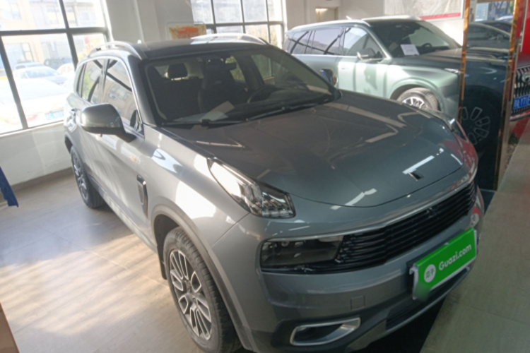 领克01 2020款 2.0T 两驱纯Pro版 国VI车身外观3