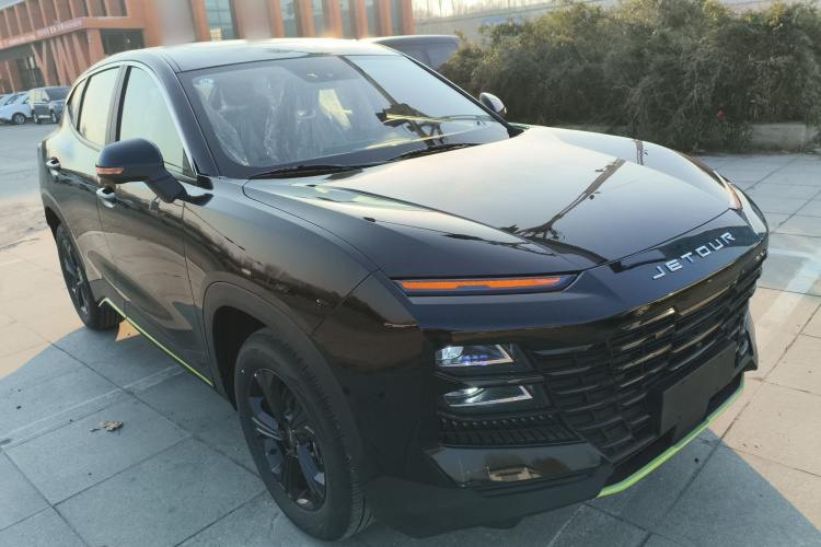 捷途大圣 2025款 1.5T DCT 超越版车身外观3