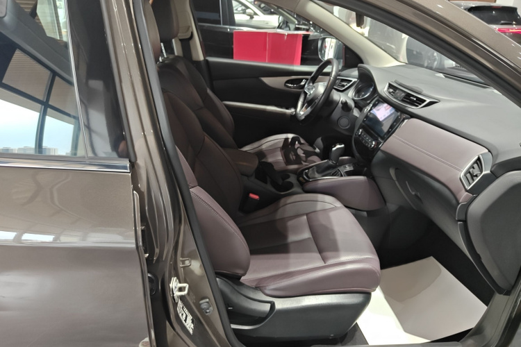 日产 逍客 2021款 2.0L CVT豪华领航版局部细节41