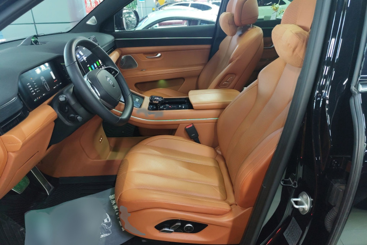 鸿蒙智行 问界M7 2024款 1.5T 智驾四驱Ultra版 6座局部细节19